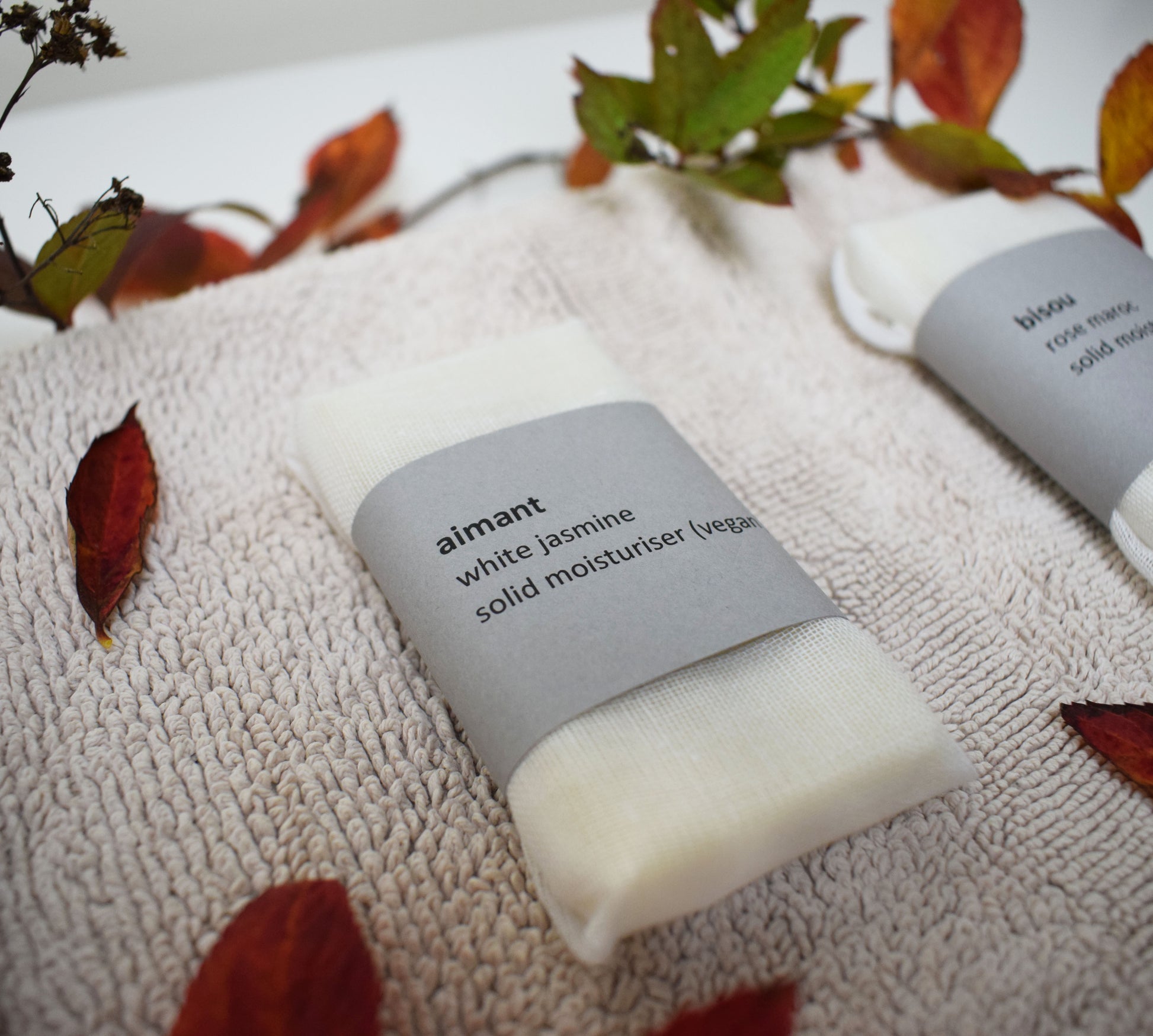 Vegan Solid Moisturiser White Jasmine essential oil