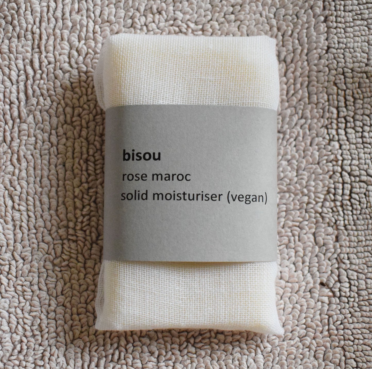 Vegan Solid Moisturiser Rose Maroc essential oil