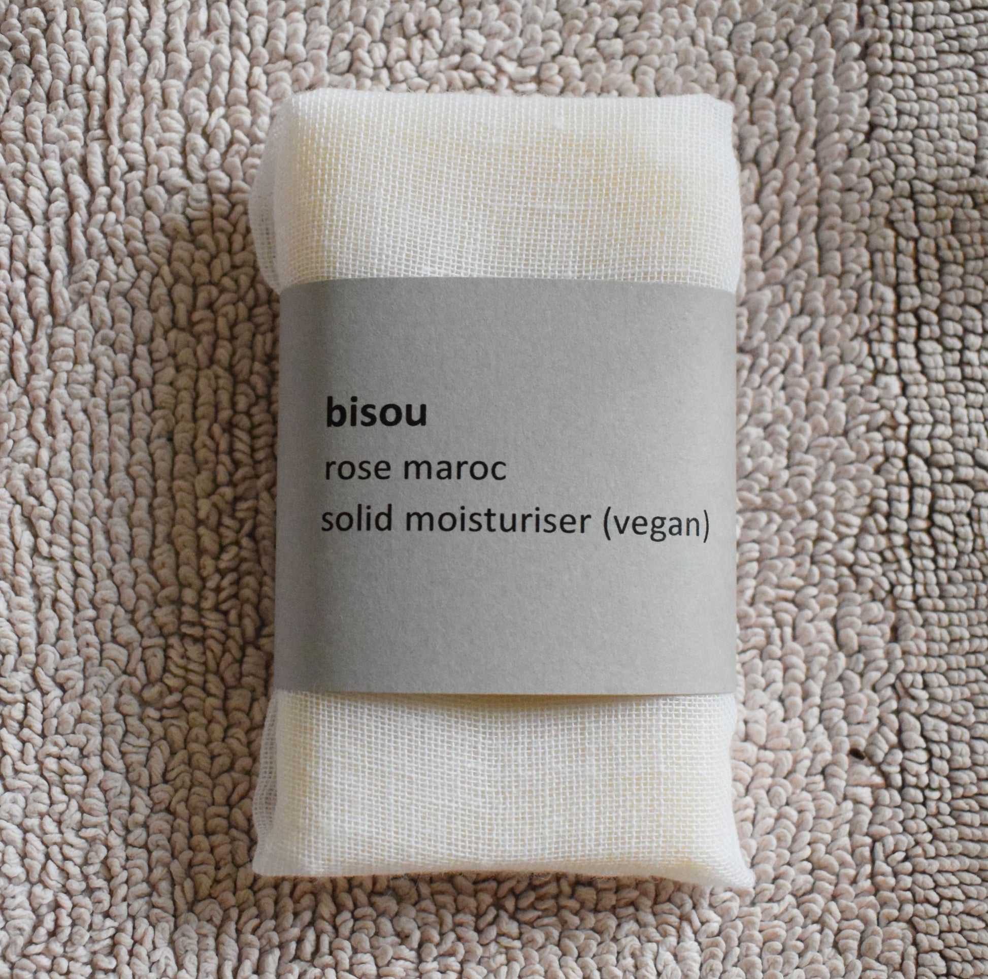 Vegan Solid Moisturiser Rose Maroc essential oil