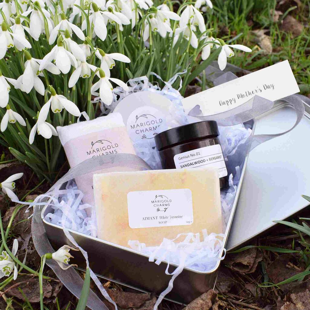 Luxury Aromatherapy Spa Collection with snow drops