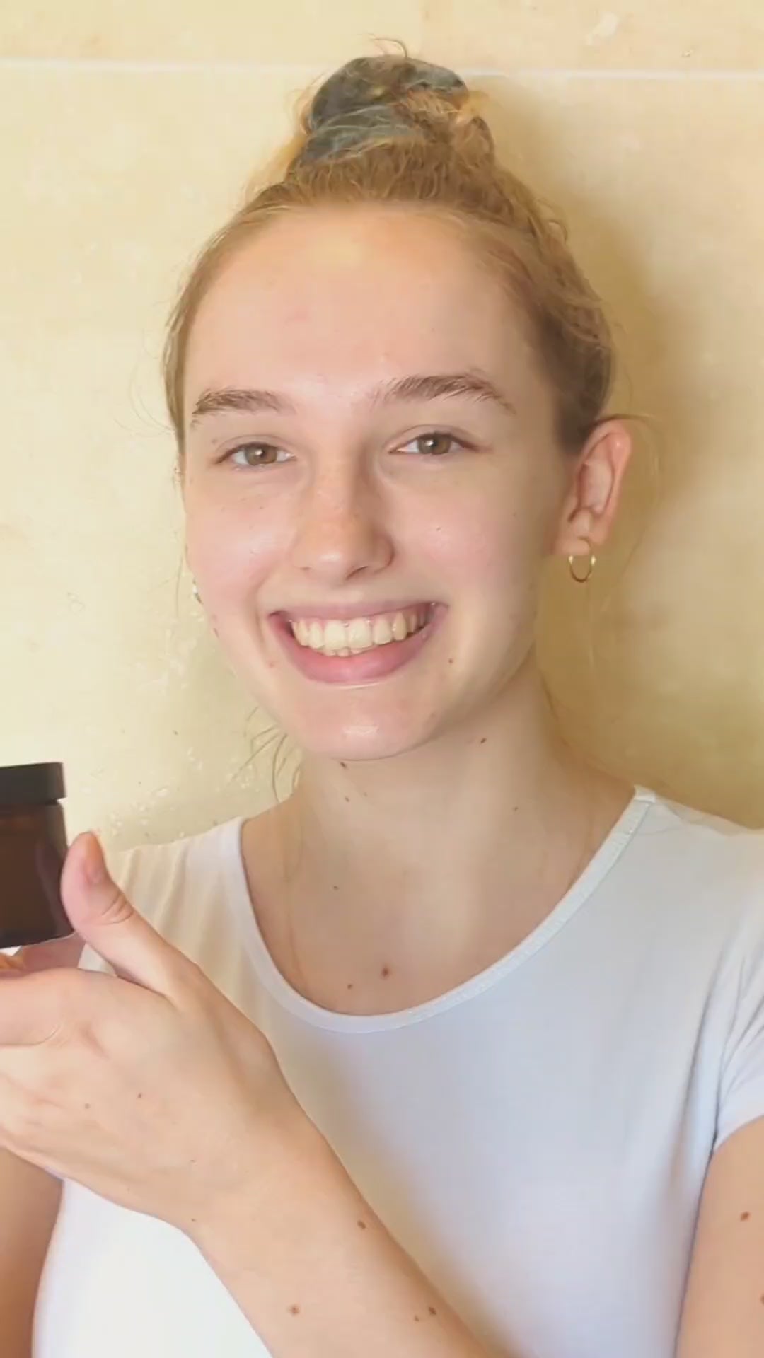 Balancing Night Repair Balm video