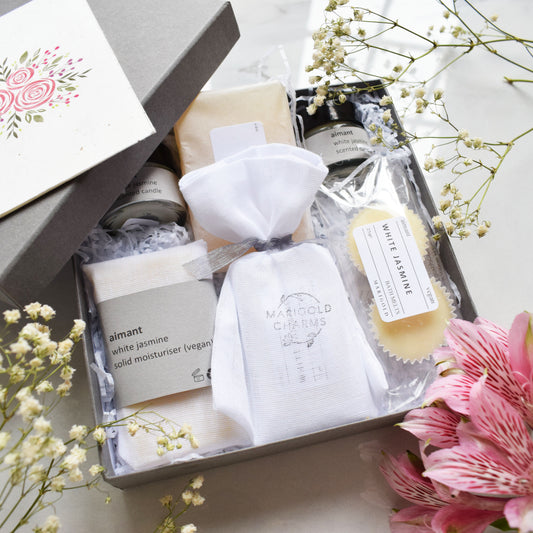 Marigold Charms Vegan Luxury Organic Letterbox Spa Gift Set