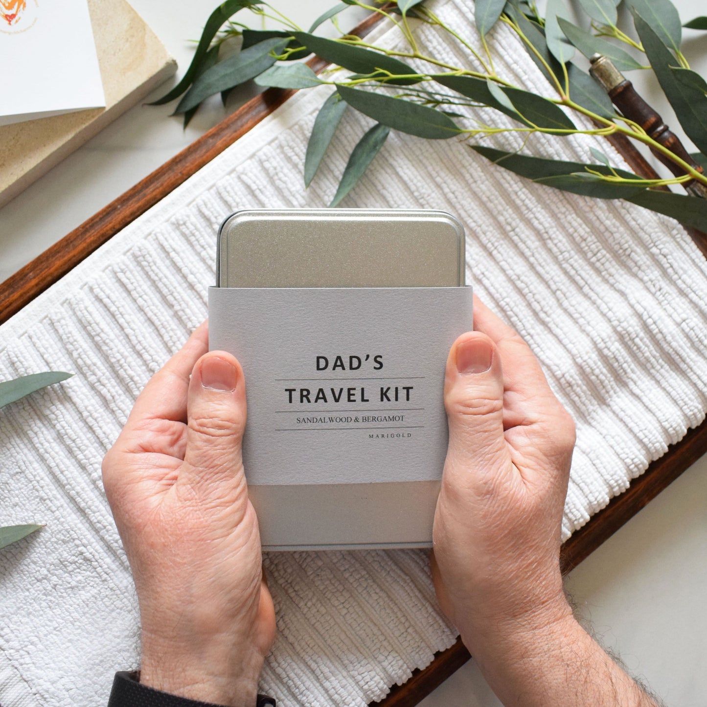 Mens Eco-friendly Luxury Travel Gift closed tin