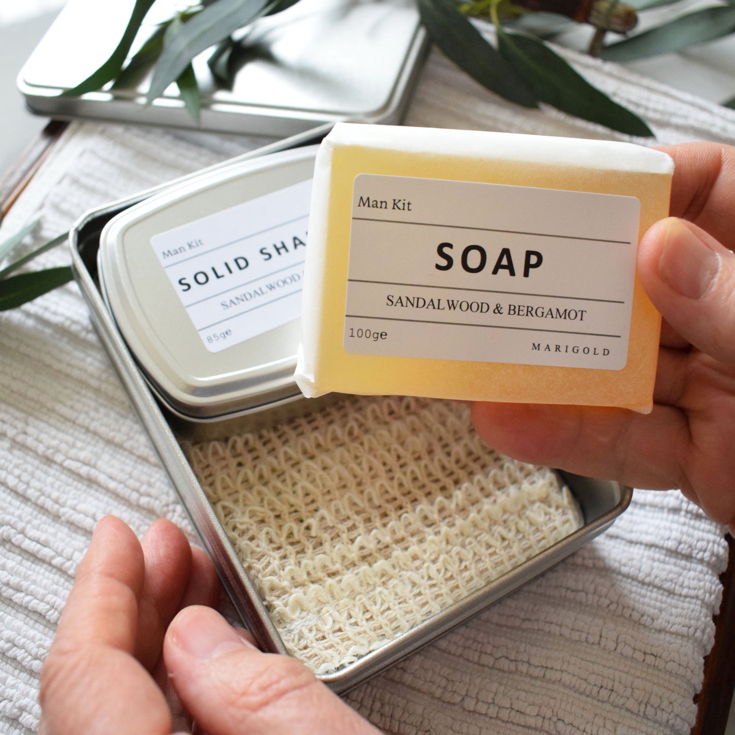 Mens Eco-friendly Luxury Travel Gift open